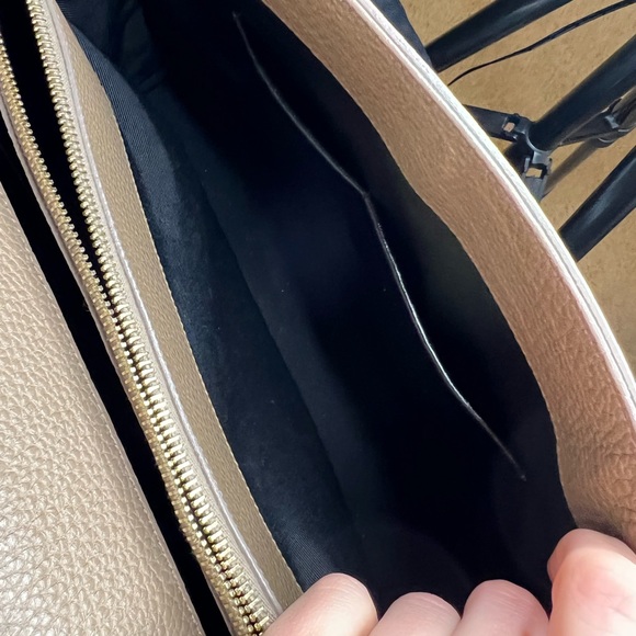 Saint Laurent tan bag like new - Picture 12 of 13